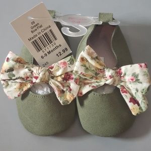 Baby shoes